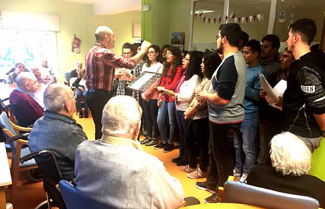 Navidad en Residencia Avenida, Residencia de Ancianos en Huesca