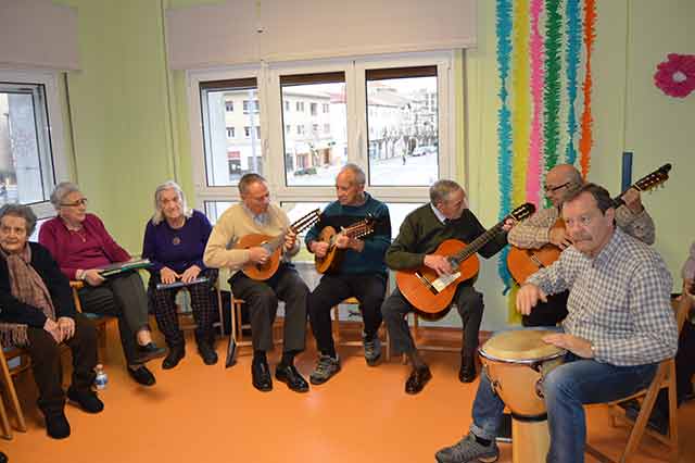 Navidad en Residencia Avenida, Residencia de Ancianos en Huesca